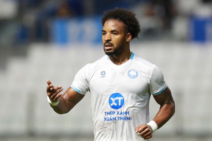 Xuân Son tỏa sáng giúp Nam Định thắng trên đất Thái - Ảnh 1.