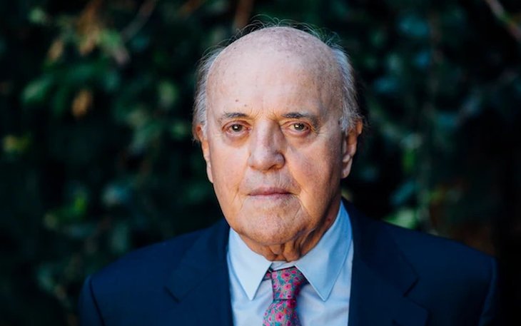 Cuộc phỏng vấn lịch sử giữa đại nhà báo Peter Arnett và Osama bin Laden trước thảm kịch 11-9 - Ảnh 4.