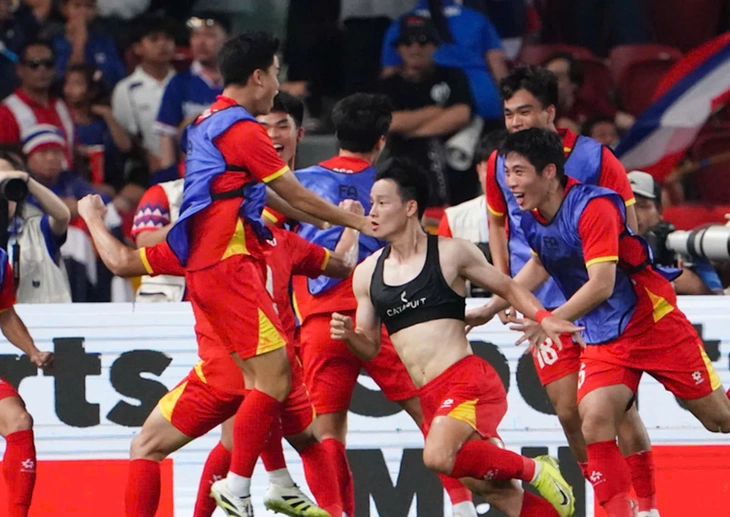 Trung vệ Phạm Lý Đức: 'Khi thua 0-2, chúng tôi chỉ biết phải chạy hết mình vì Tổ quốc' - Ảnh 2.