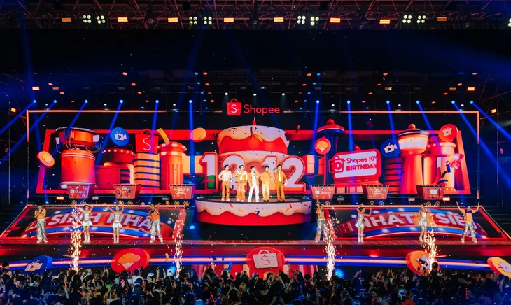 Shopee 12-12 đạt 2 tỉ lượt xem, bùng nổ chốt đơn qua livestream và video - Ảnh 4. Shopee - Ảnh 4.