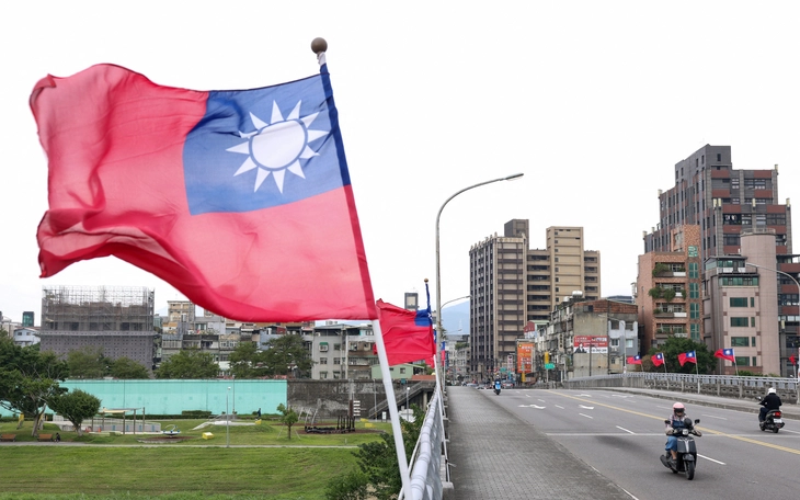 Trung Quốc chỉ trích thương vụ vũ khí 11 tỉ USD của Mỹ cho Đài Loan - Ảnh 2.