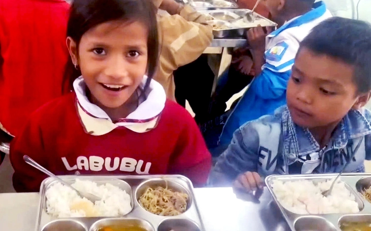 Gần tết vẫn lo gặp thực phẩm không an toàn - Ảnh 2.