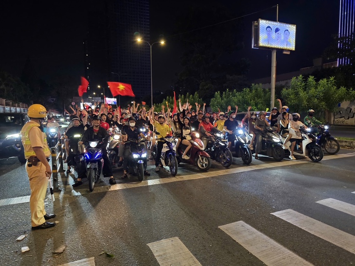 luật giao thông - Ảnh 6.