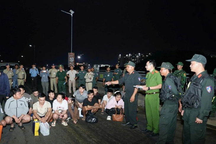 Phá đường dây lừa đảo hơn 7.500 tỉ đồng xuyên biên giới ở Campuchia, gần 3.000 bị hại - Ảnh 1. lừa đảo - Ảnh 1.