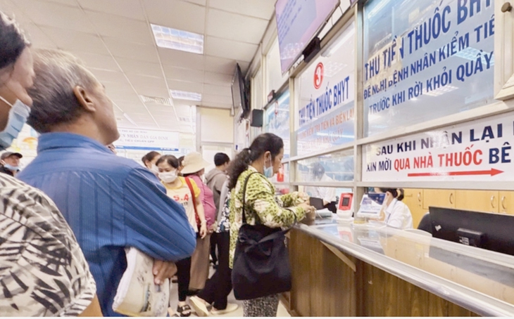 Đề xuất thêm bảo hiểm y tế bổ sung để nhận 'dịch vụ chất lượng cao' - Ảnh 1. BHYT bổ sung - Ảnh 1.