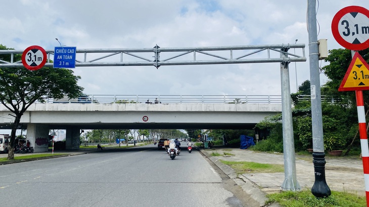 xe quá khổ - Ảnh 3.