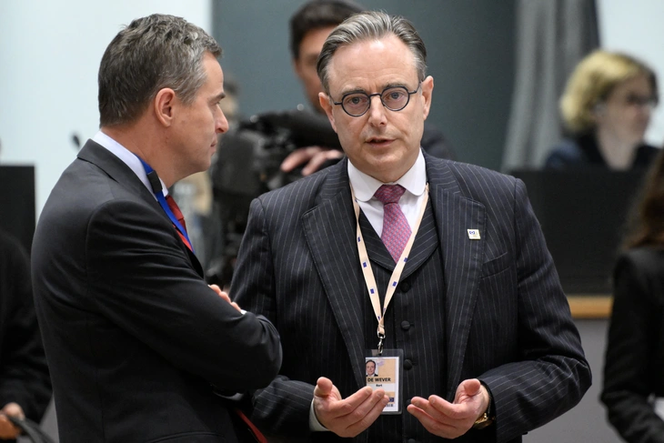 Châu Âu quyết tìm cách 'lấy tài sản Nga cho Ukraine mượn' - Ảnh 2. châu Âu - Ảnh 2.