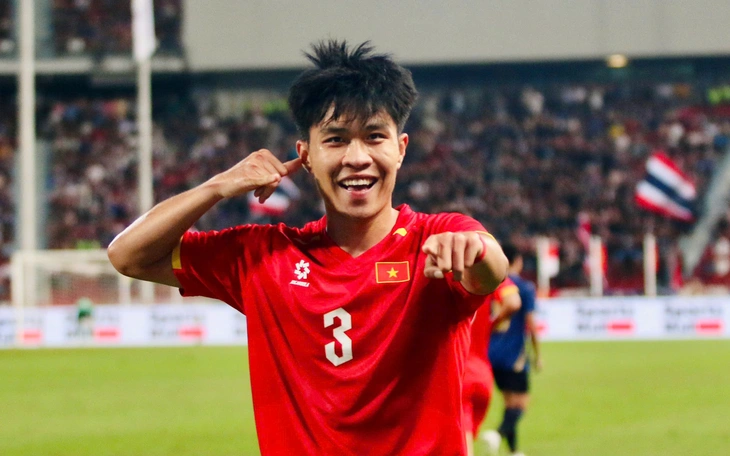 Trung vệ Phạm Lý Đức: 'Khi thua 0-2, chúng tôi chỉ biết chạy hết mình vì Tổ quốc' - Ảnh 2.