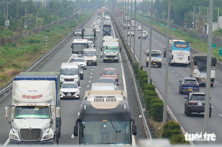 cao tốc - Ảnh 1.