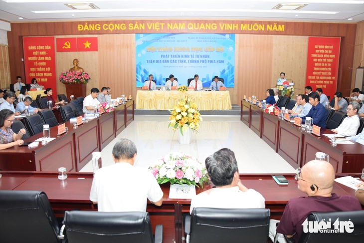 Chuyên gia đề xuất giải pháp để doanh nghiệp hoàn tất thủ tục dự án trong 24 giờ - Ảnh 1.