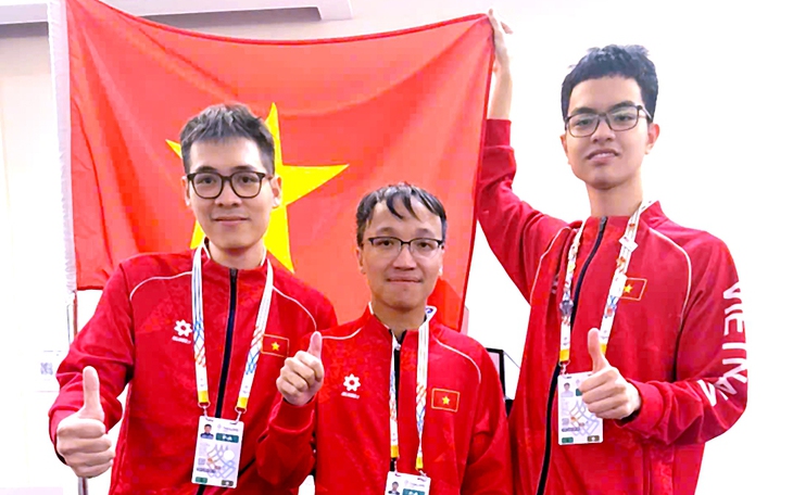 Cựu Vua cờ huyền thoại Kasparov bị Nga phát lệnh bắt giữ - Ảnh 3.