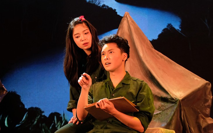 Nhiều lựa chọn sân khấu cho Tết tây - Ảnh 3.