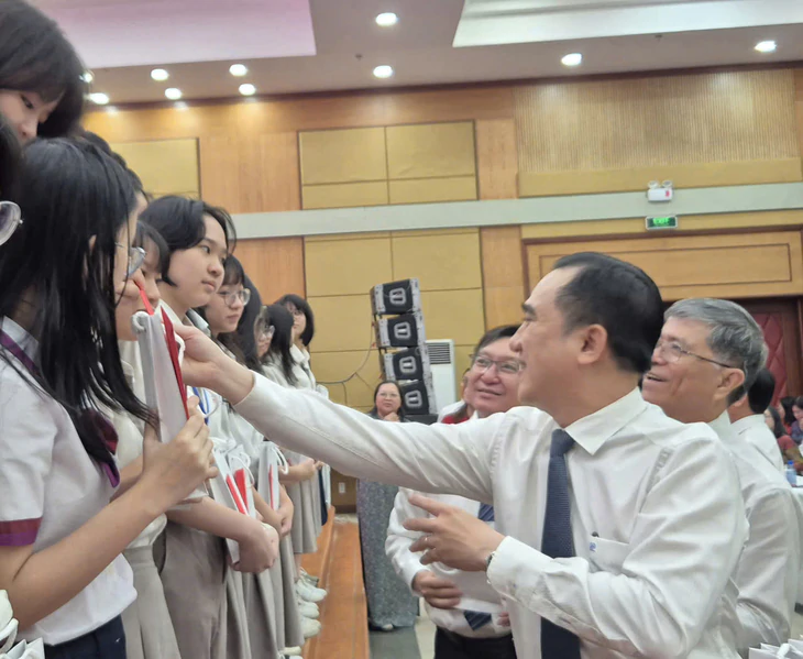 TP.HCM công bố kế hoạch thi chọn đội tuyển để thi học sinh giỏi quốc gia năm học tới - Ảnh 3.
