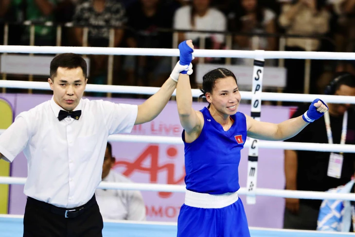Bà mẹ hai con giành HCV boxing SEA Games 33 để mua sữa cho con - Ảnh 2.
