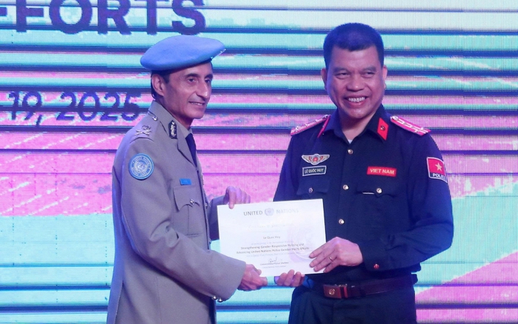 gìn giữ hòa bình - Ảnh 2.