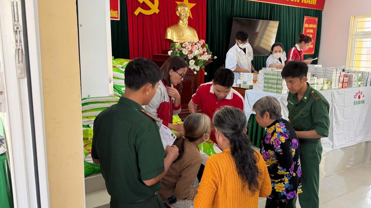 cấp phát thuốc miễn phí - Ảnh 2.