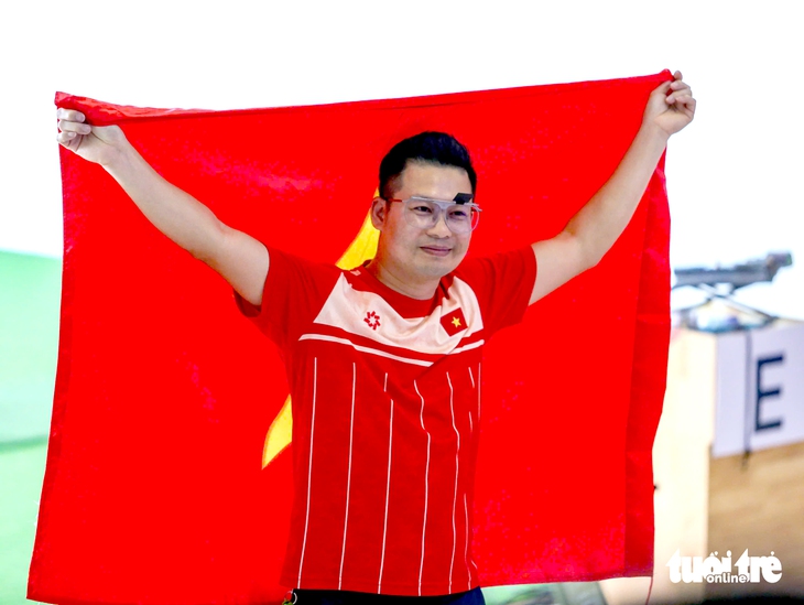 Xạ thủ 40 tuổi giành HCV, phá luôn kỷ lục SEA Games - Ảnh 1.