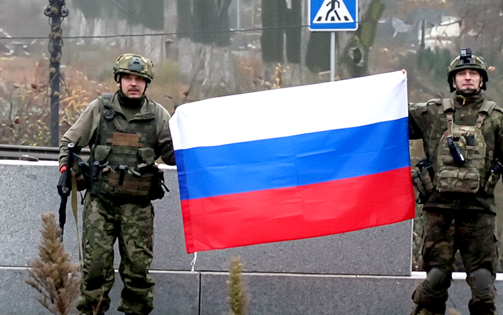 Quân đội Ukraine tuyên bố vẫn đang trụ vững ở Pokrovsk - Ảnh 2.