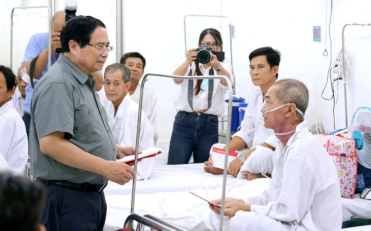 Bé gái 14 tuổi đến Singapor điều trị ung thư bằng phương pháp xạ trị proton - Ảnh 2.