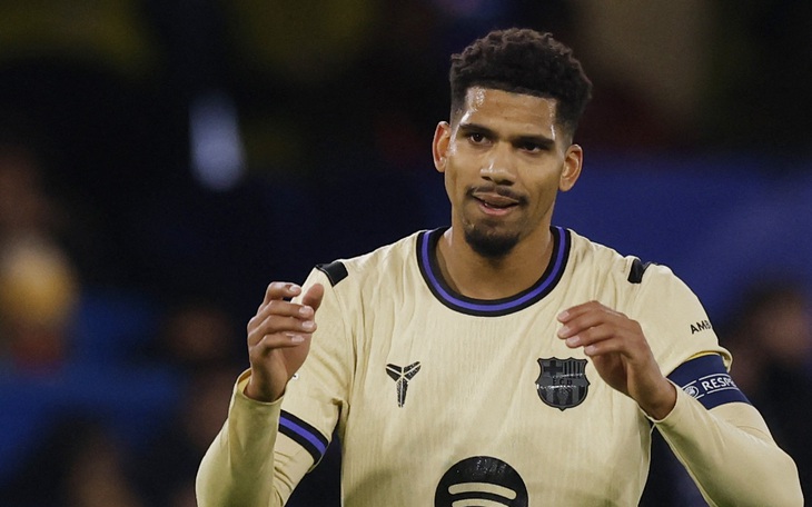 Đội trưởng Barcelona tìm kiếm sức mạnh tâm linh để phục hồi tâm lý - Ảnh 2.