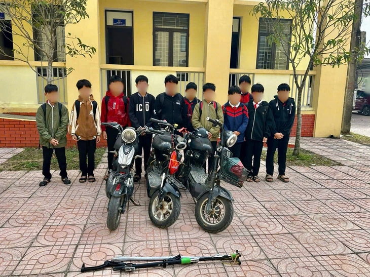 học sinh cấp 2 - Ảnh 1.