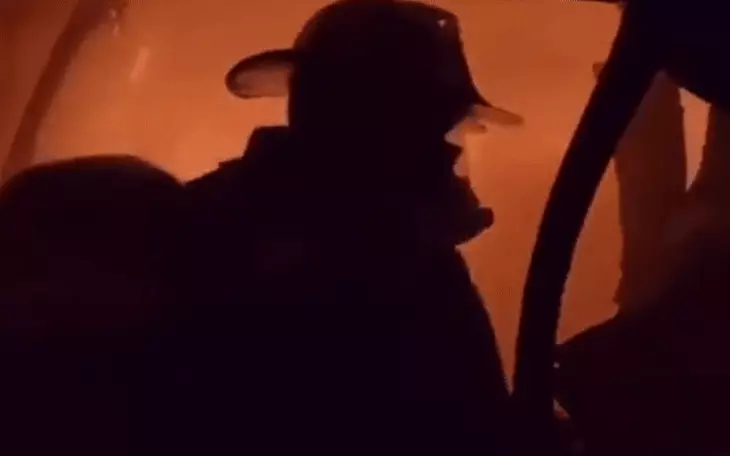 Sự thật về giàn giáo tre và cứu hỏa yếu kém dẫn đến thảm họa tại Hong Kong - Ảnh 3.