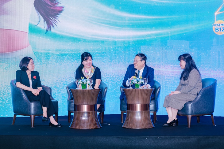 nhân viên y tế - Ảnh 3.