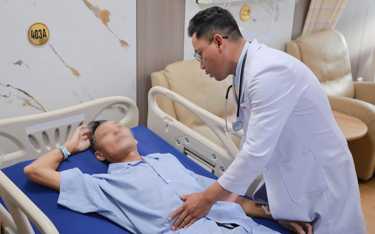 Bác sĩ cảnh báo dấu hiệu đau lưng bất thường không nên bỏ qua - Ảnh 2.