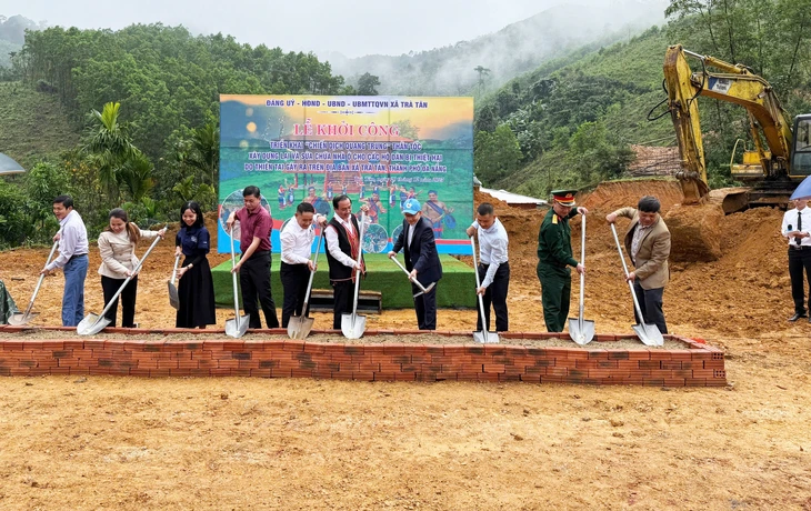 Đà Nẵng xây 18 căn nhà cho dân bị mưa lũ, sạt lở - Ảnh 1.