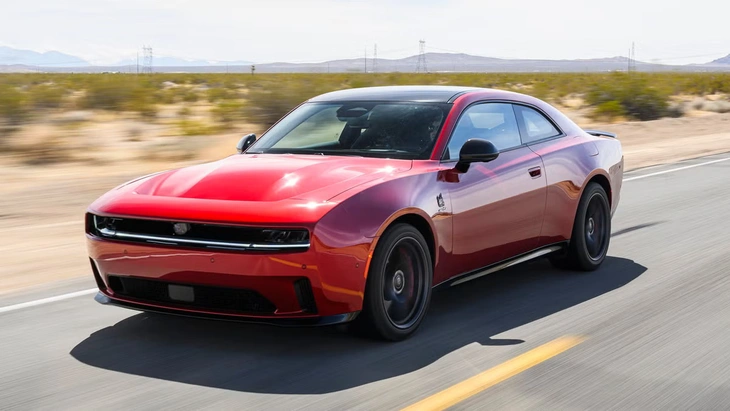 Tài xế xe điện bị xử phạt giao thông vì… quá ồn - Ảnh 3.