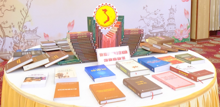 Giải thưởng Văn nghệ dân gian lại không có giải nhất - Ảnh 3. văn nghệ dân gian - Ảnh 3.