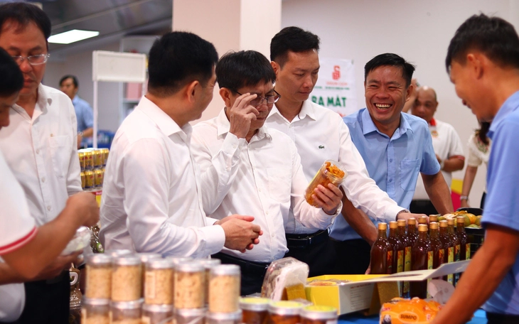 Người tiêu dùng TP.HCM có thêm điểm cung cấp nông sản sạch, uy tín - Ảnh 4.