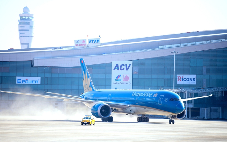 Bộ trưởng Bộ Công an Lương Tam Quang làm việc với Bắc Ninh, gỡ 'nút thắt' sân bay Gia Bình - Ảnh 2.