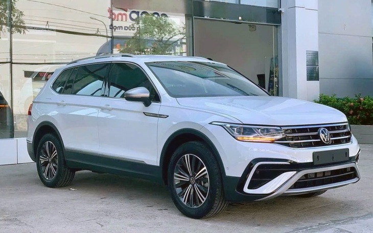 Volkswagen Tiguan Allspace - Ảnh 3.