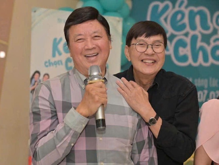 Nghệ sĩ cải lương tuổi về chiều: Mình thương nhau thôi! - Ảnh 5.