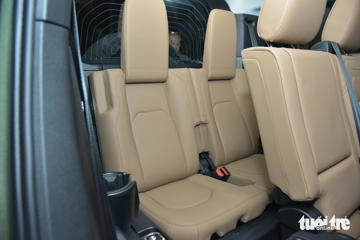 Land Rover Defender - Ảnh 10.