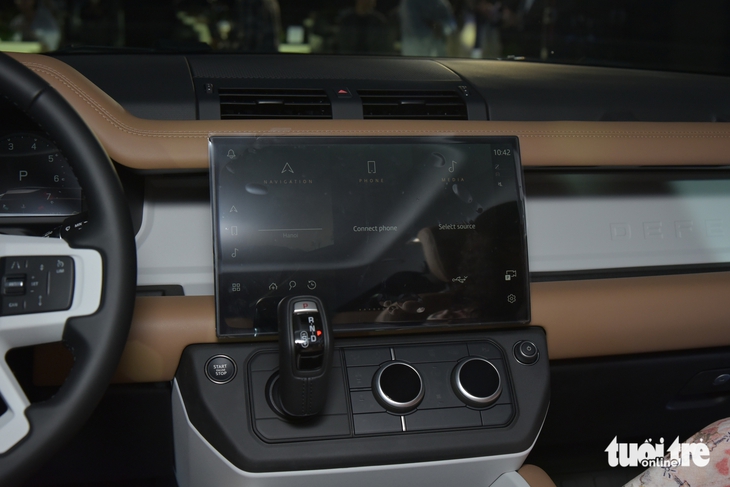 Land Rover Defender - Ảnh 15.
