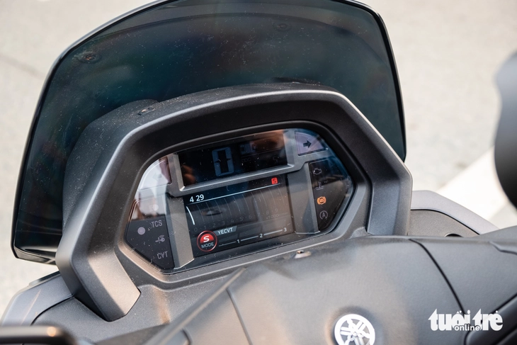 Yamaha NMAX - Ảnh 11.