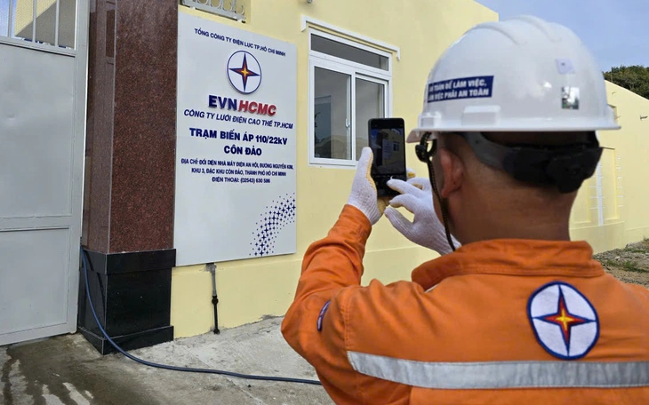 Tết đầu tiên có điện ở đỉnh Tu Thôn - Ảnh 2.