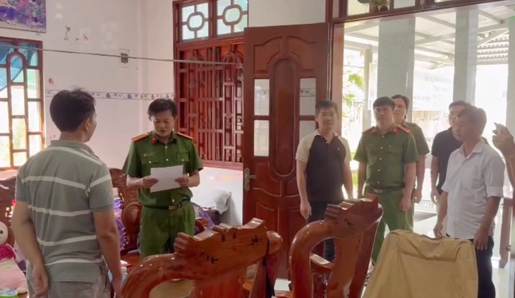 Triệt phá đường dây lừa đảo công nghệ cao, chiếm đoạt gần 1.300 tỉ đồng ở Đắk Lắk - Ảnh 1. lừa đảo - Ảnh 1.