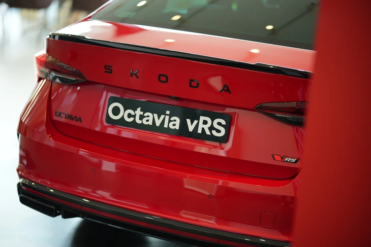 Skoda Octavia - Ảnh 7.