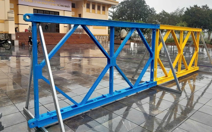 Ngắm cầu Hiền Lương hoàn thành tu bổ, miễn phí đón khách như lì xì dịp tết Bính Ngọ - Ảnh 2.