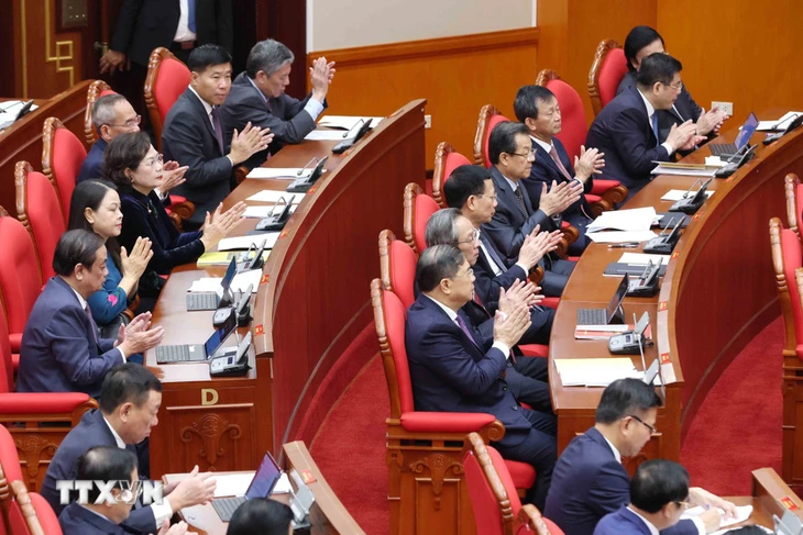 Tổng Bí thư Tô Lâm: Hội nghị Trung ương 15 tập trung giải quyết ba nội dung lớn, quan trọng - Ảnh 5.