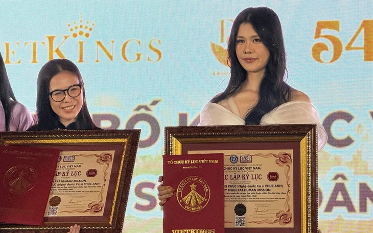 'Nữ hoàng dancesport' cưới học trò kém 11 tuổi, làm dâu nhà đại gia bất động sản - Ảnh 6.