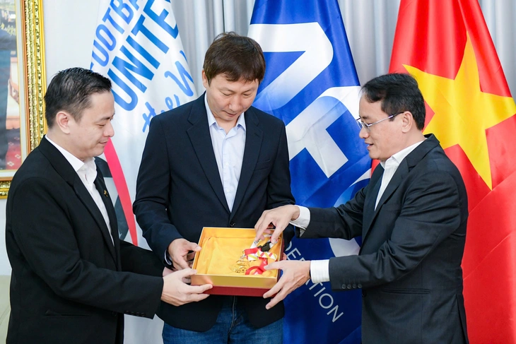 Kim Sang Sik - Ảnh 4.