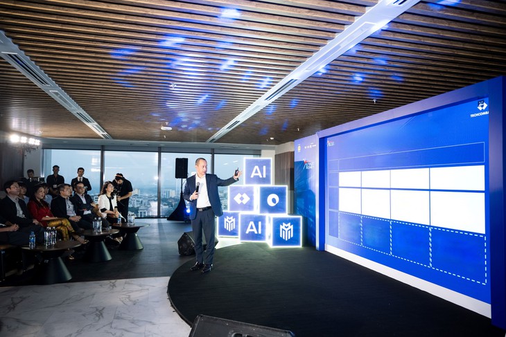 Techcombank chào đón nhân tài ‘A.I thực chiến’ tham quan trụ sở - Ảnh 2.