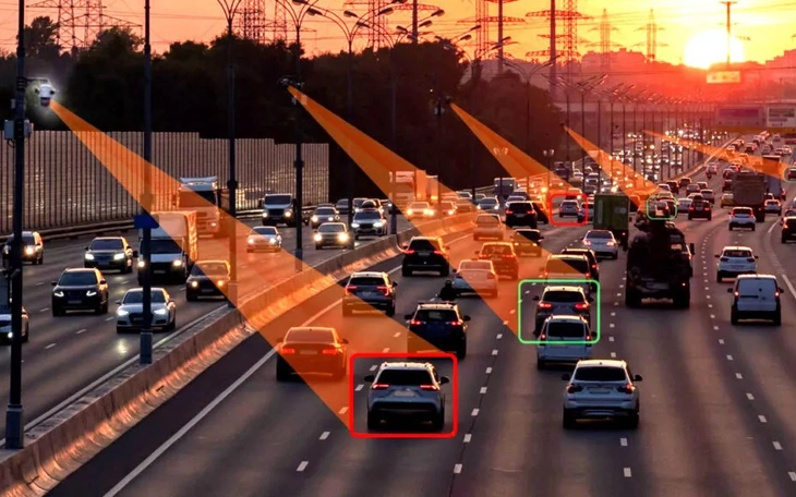 Mũ bảo hiểm thành camera AI, tự động bắt lỗi giao thông, báo cáo trực tiếp với cảnh sát - Ảnh 6.