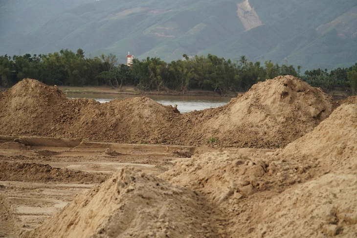 mỏ cát - Ảnh 2.