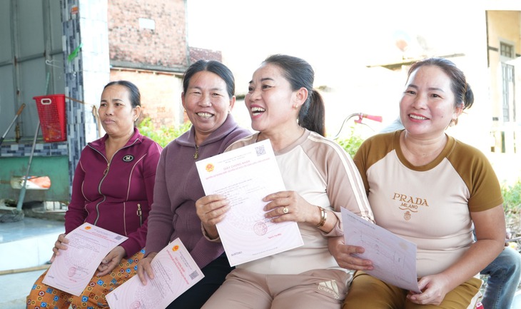 SỔ ĐỎ - Ảnh 2.