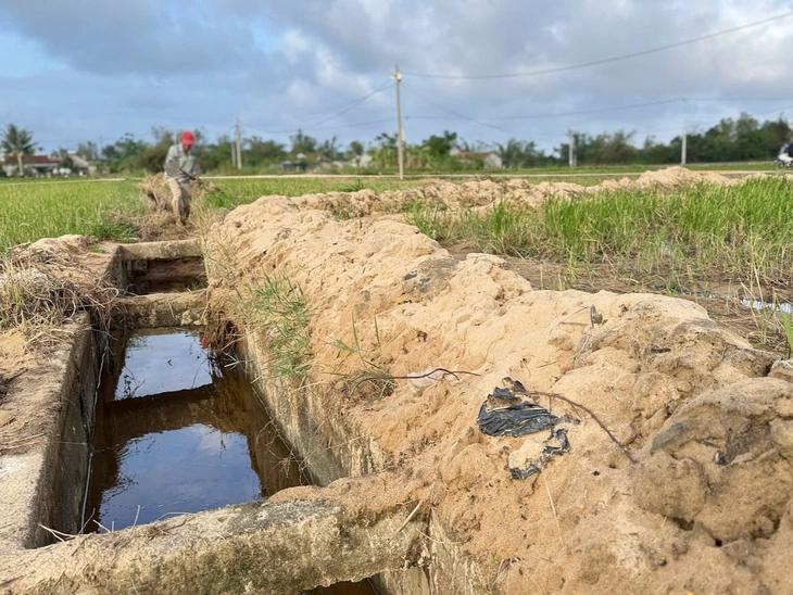 kênh thủy lợi - Ảnh 3.